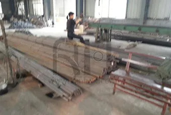 معدات إنتاج أنابيب مزورة المشبك